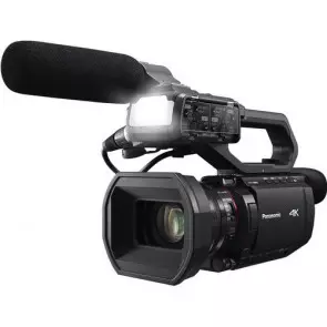 Видеокамера Panasonic HC-X2100